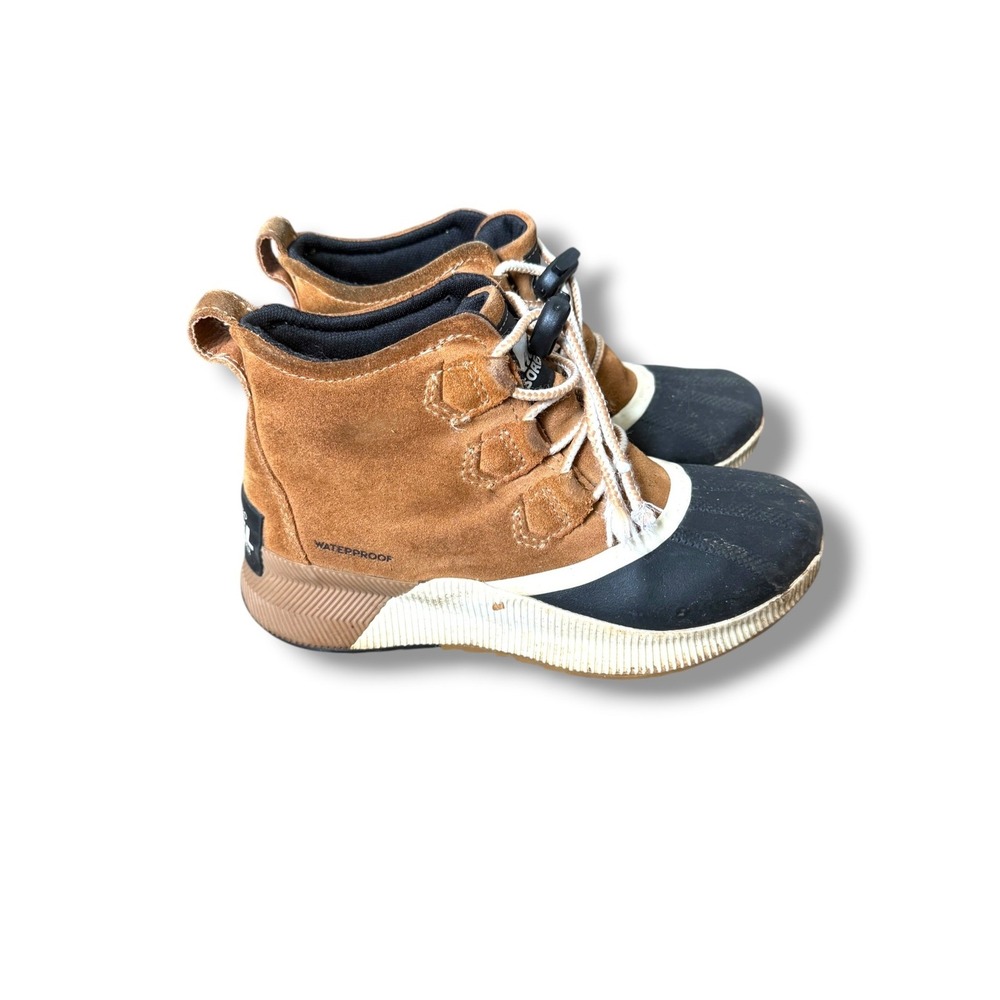 Sorel Out N About Classic Waterproof Duck Boots Youth 3 Elk Black NY4564-224